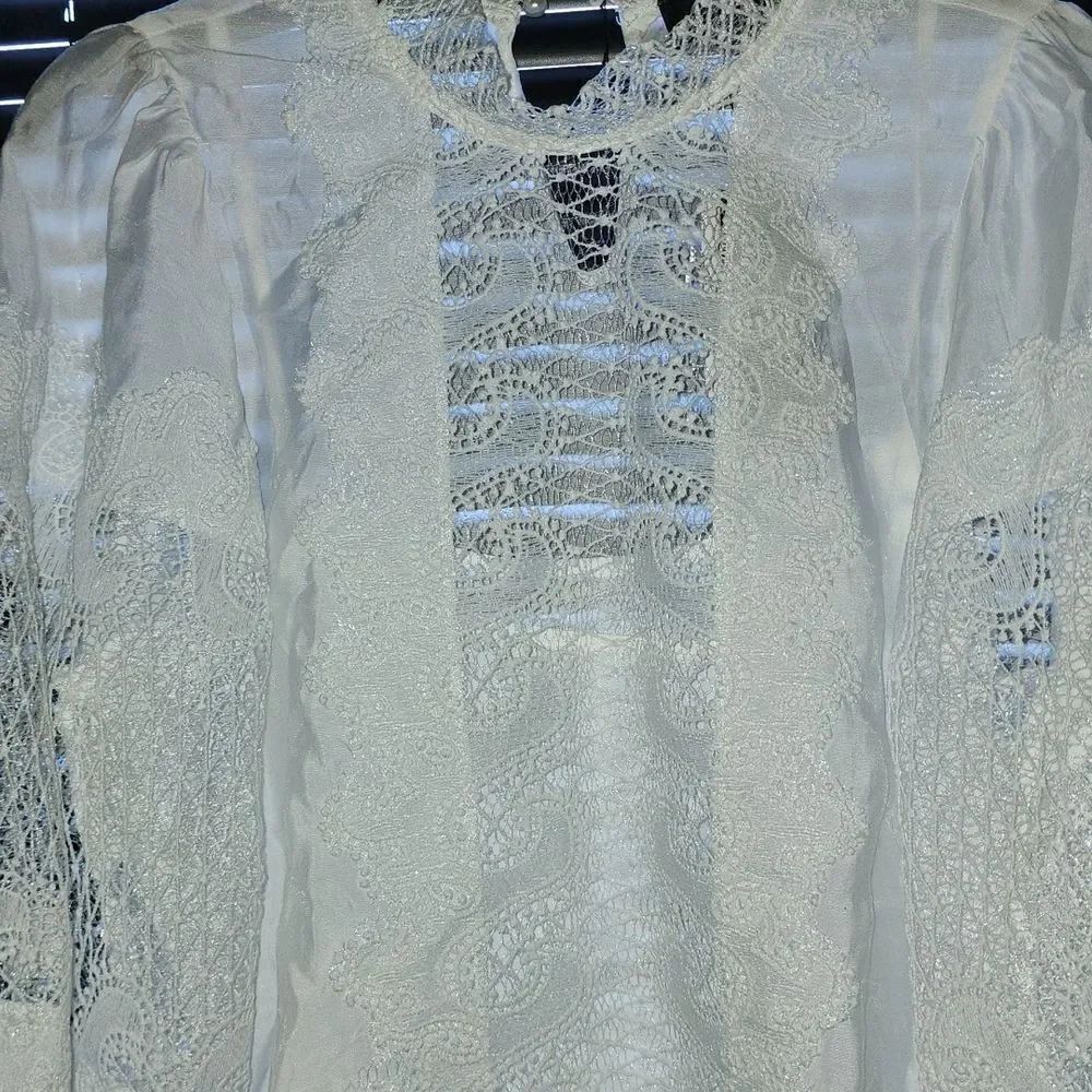 GARCIA BLOUSE - Picture 2 of 6